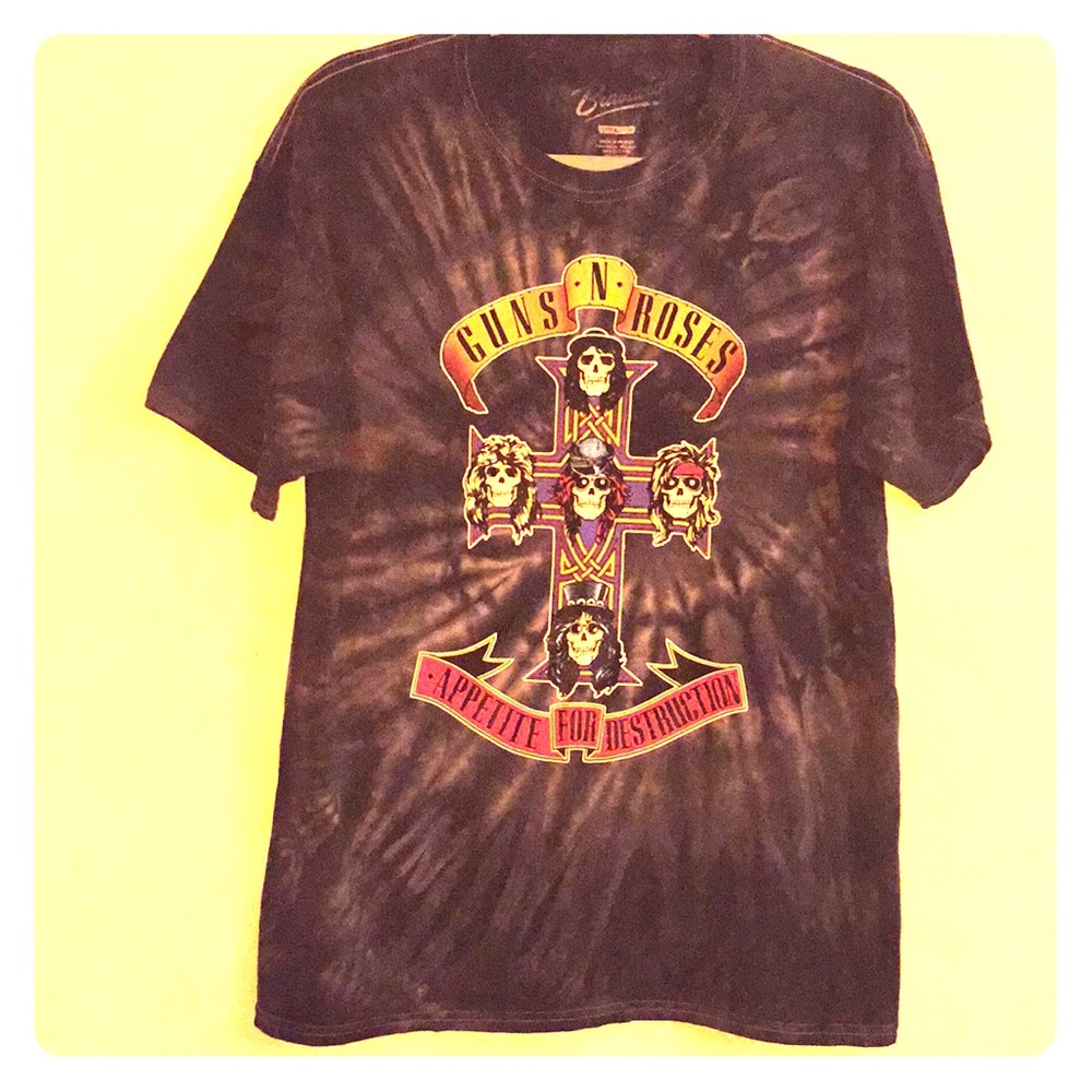Guns and roses tee